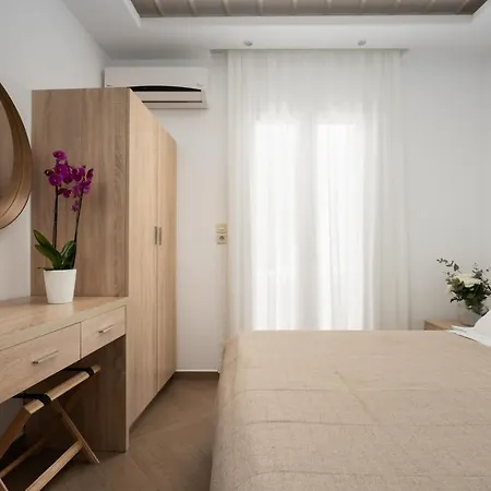 Polis Of Naxos Отель 3*