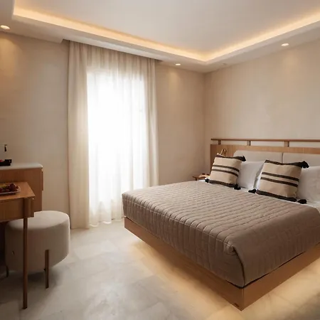 Polis Of Naxos 3*