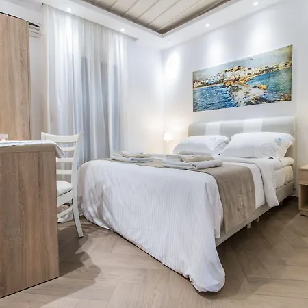 Отель Polis Of Naxos 3*