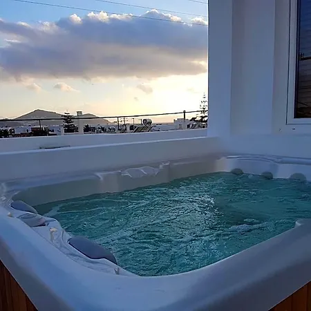 Hotel Polis Of Naxos 3*