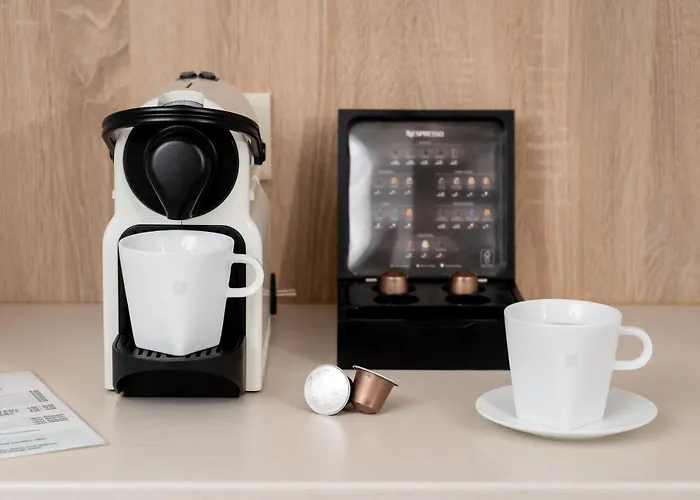 Polis Of Naxos מלון 3*