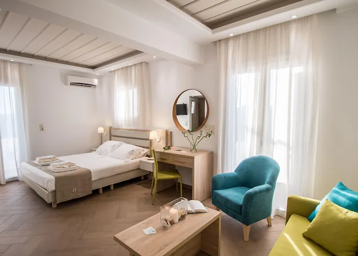 Polis Of Naxos מלון 3*