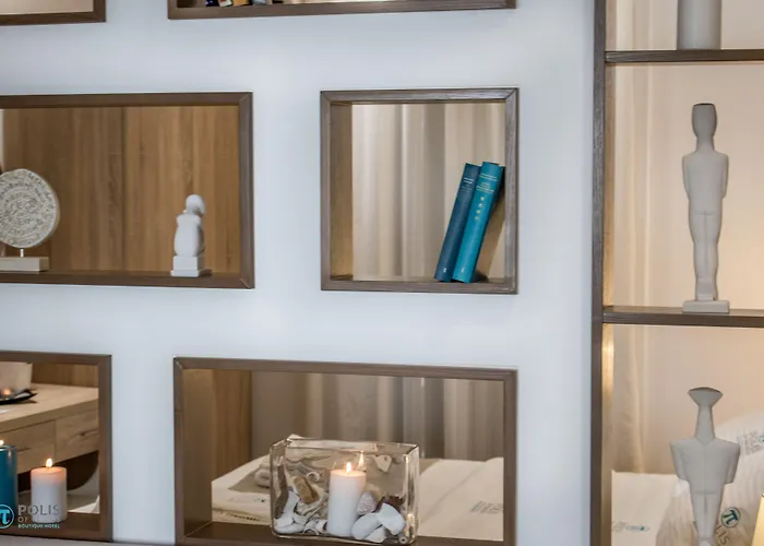 Polis Of Naxos מלון 3*